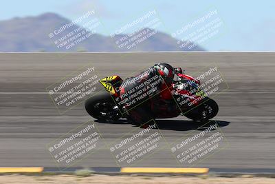 media/Apr-05-2024-Apex Assassins-CVMA Friday Practice (Fri) [[ee2ef04f2b]]/3-Racer 2/Session 3 (Bowl Speed Pans)/